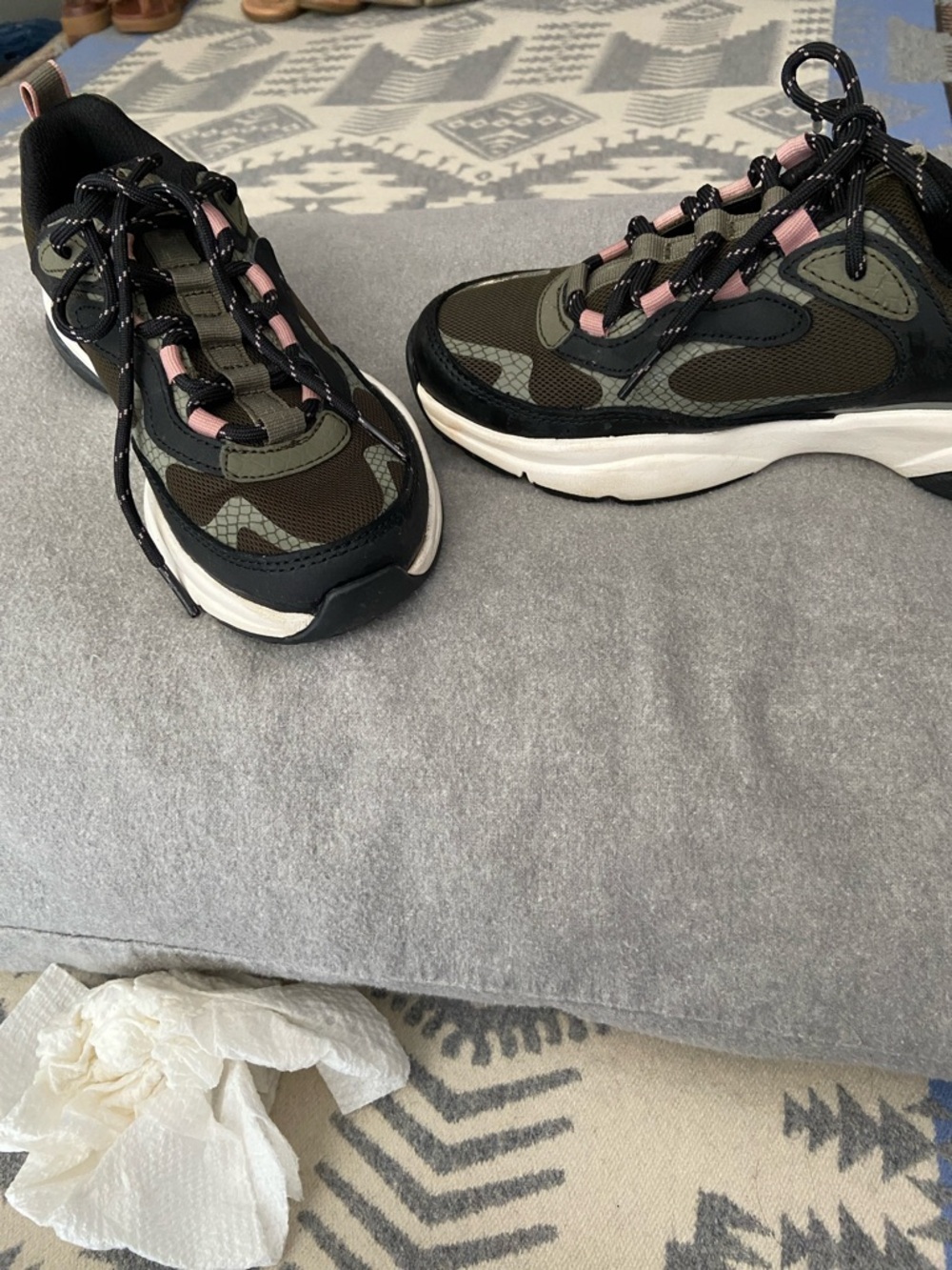 Ryka brand walking shoe, size 6 M